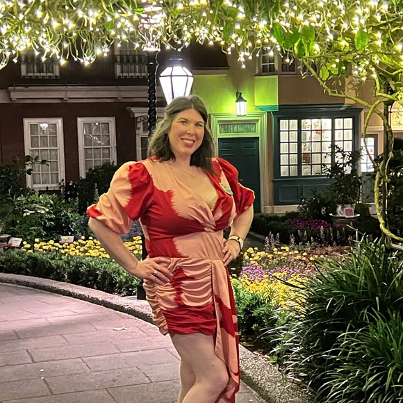 Meet your Posher, Nina - Picture 1 of 1